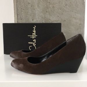 Cole Haan Air Lainey Wedge 55. Chestnut Haircalf.